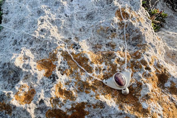 Collar Vasthi Luna Amatista